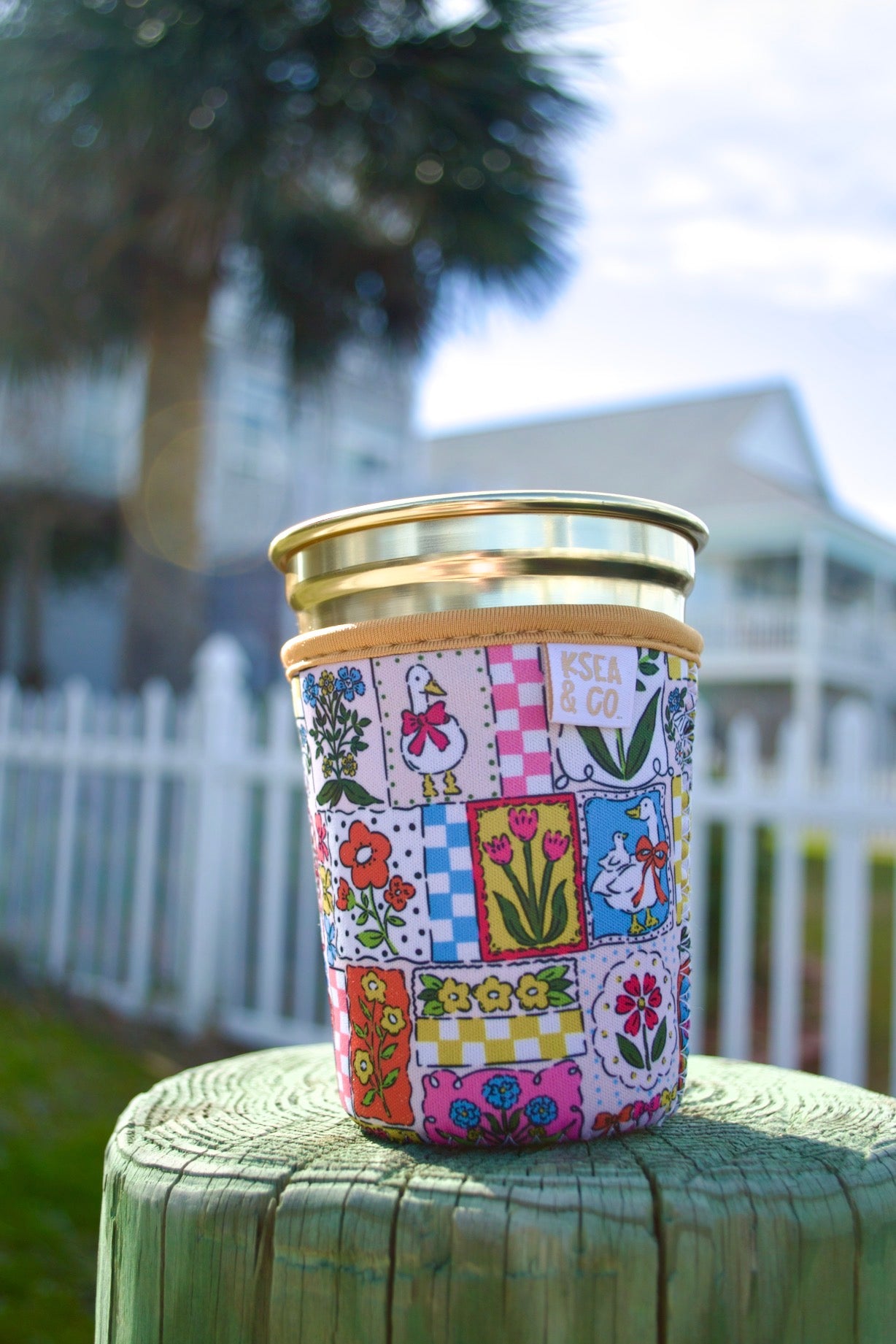 Goosey Garden Iced Coffee Drink Sleeve