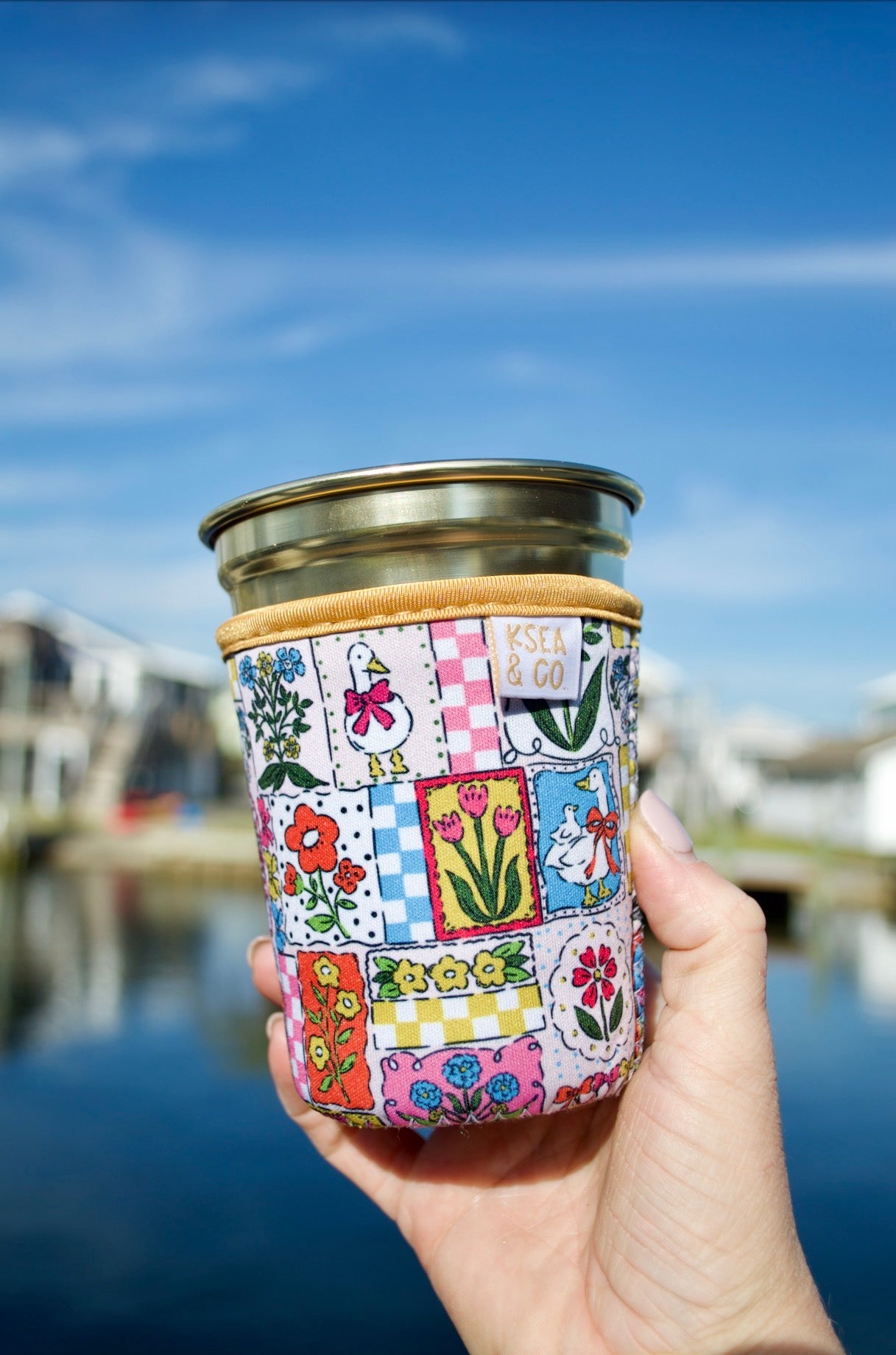 Goosey Garden Iced Coffee Drink Sleeve