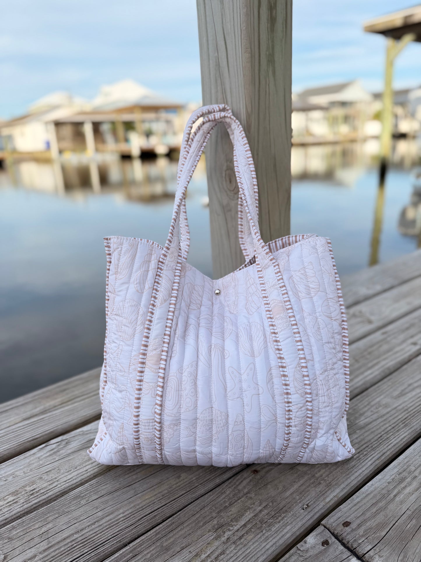 Ivory Tides Quilted Tote Bags