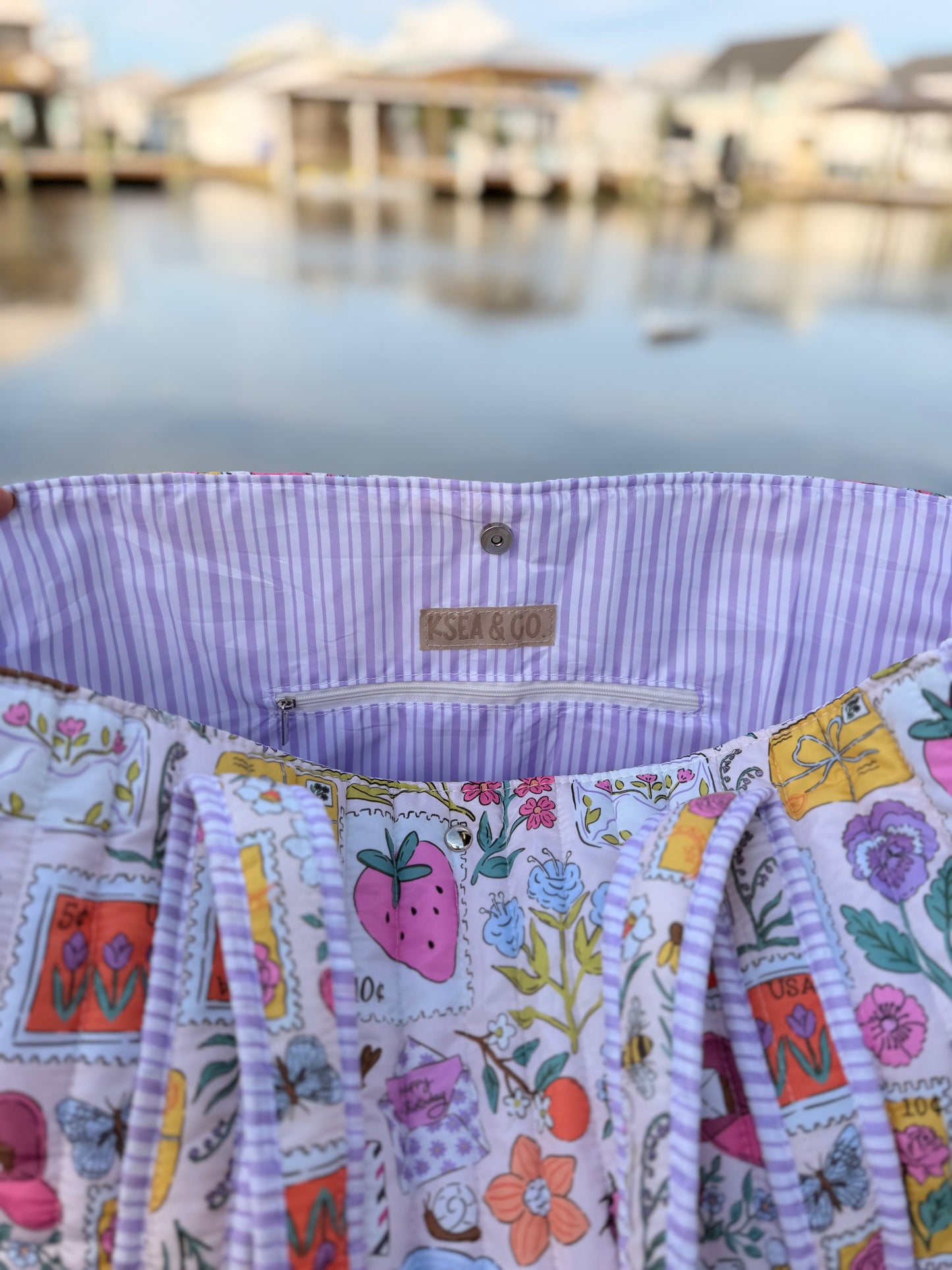 Garden Post Quilted Tote Bags