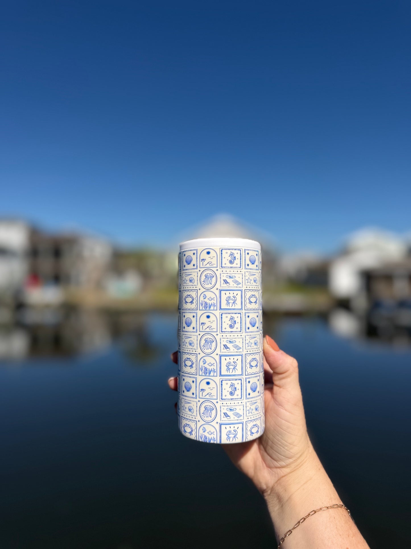 Cobalt Coast Can Cooler