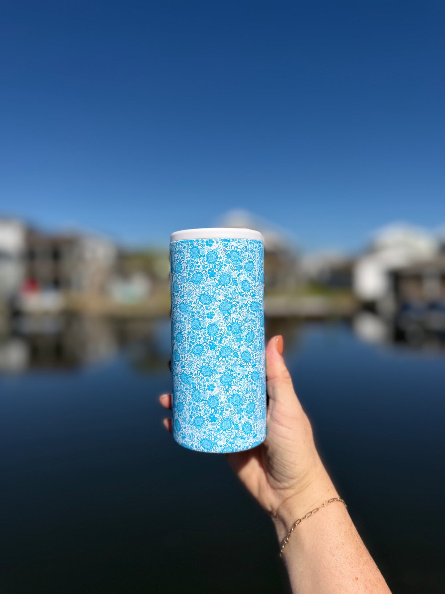 Turtle Cove Can Cooler